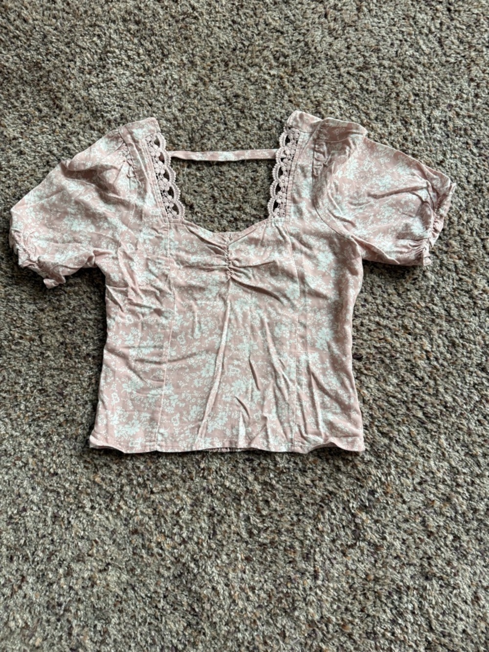 Crave Fame Blush Pink Floral Lace-Trim Puff Sleeve Crop Top